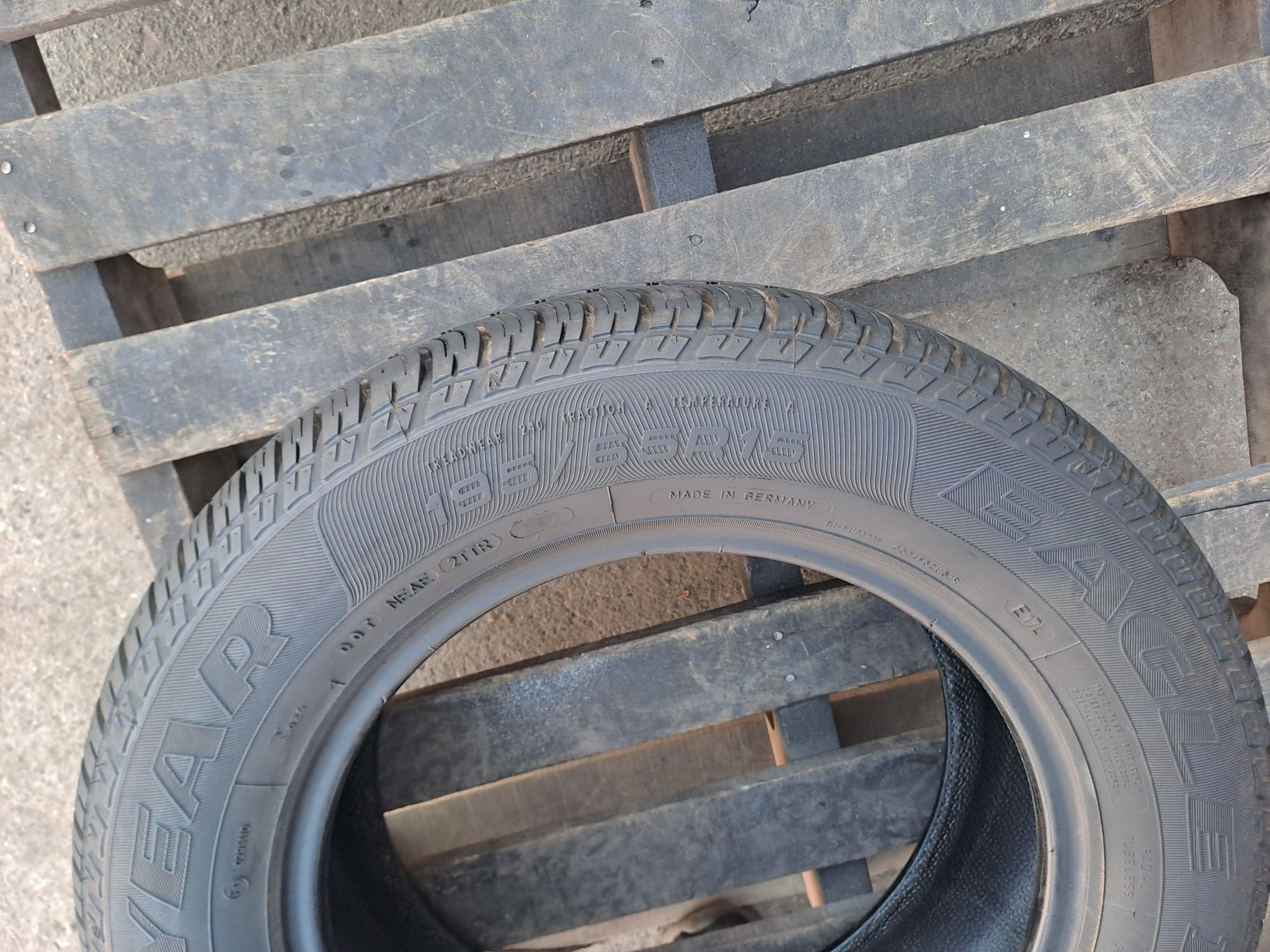 1бр. 195/65/15 Goodyear от резервна