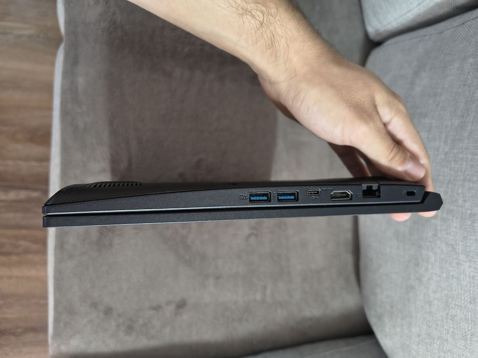 Acer Aspire 7 2023 + cablu HDMI 10m