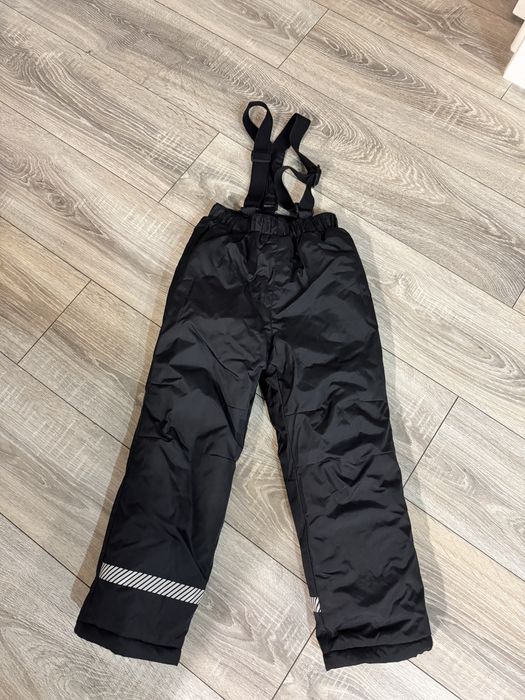 Продам  штаны на бретелях .