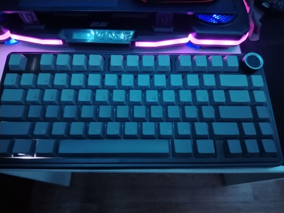 продам механическую клавиатуру