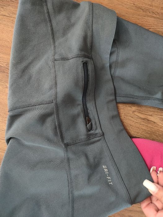 Pantaloni sport nike