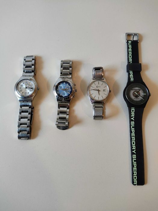 Лот от часовници Swatch Superdry