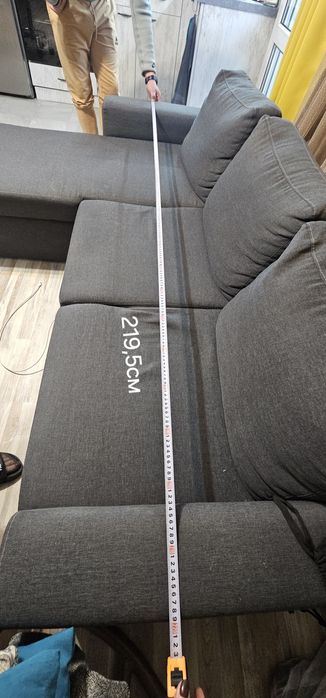 Разпъващ диван сив