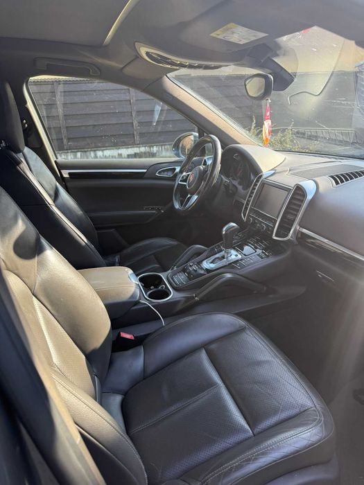 Porsche Cayenne Diesel 3.0 V6
