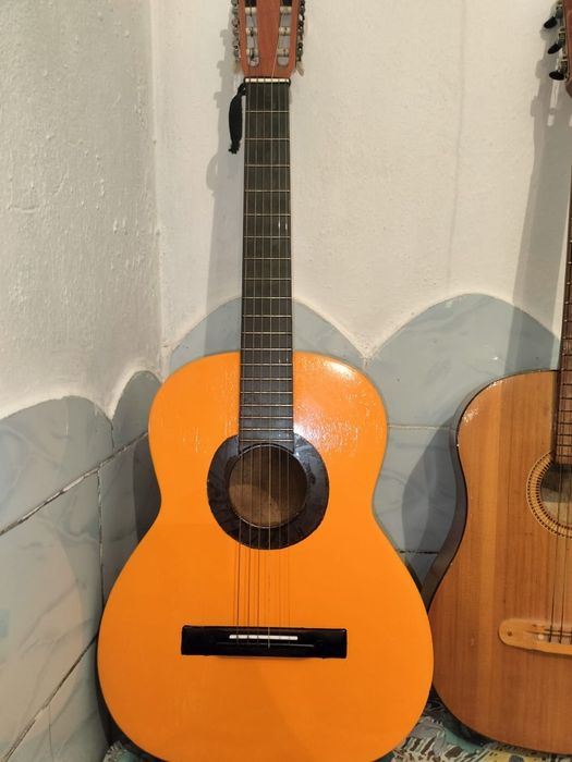 Гитара в хорошем состоянии