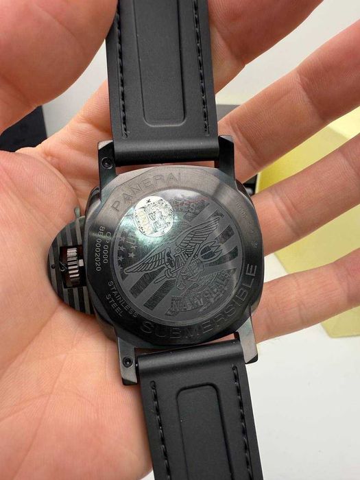 Luminor Panerai Navy Seals Submersible