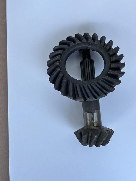 Пиньон и корона за преден мост МТЗ 82, Беларус, Болгар