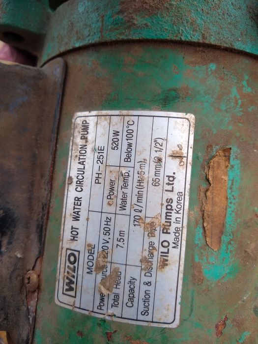 Продам циркуляционный насос 520 w - 40w оба Корейские