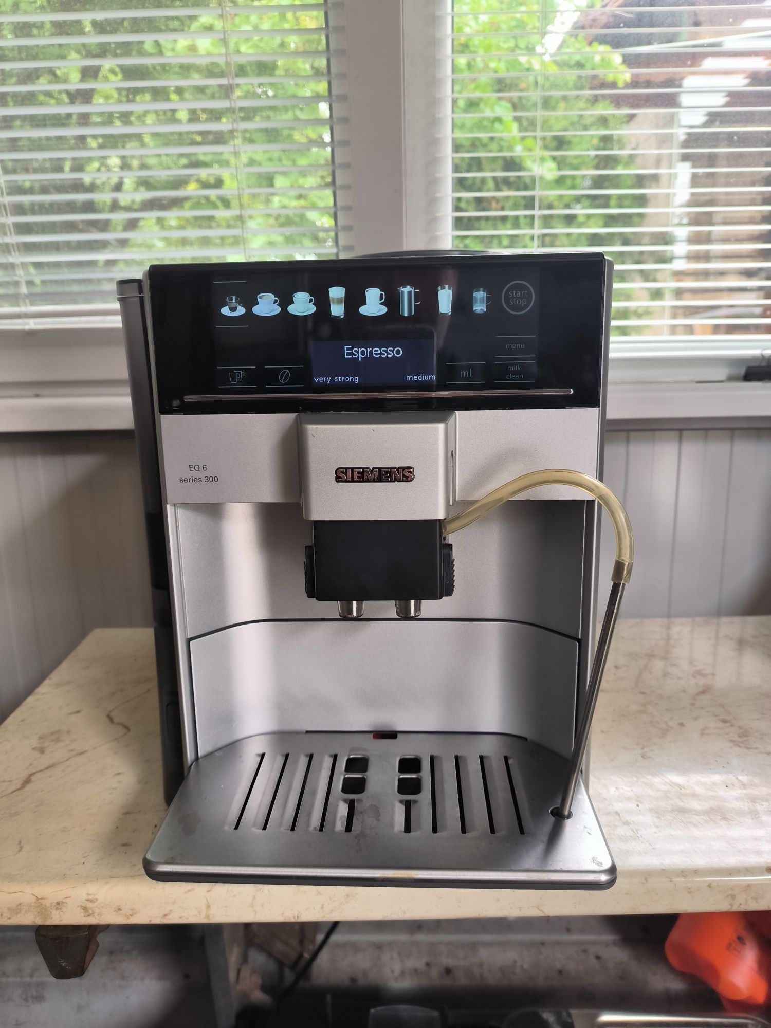 Siemens EQ.6 series 300
