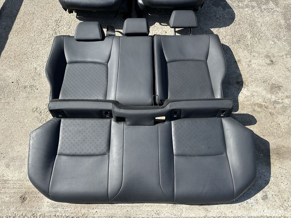 Interior piele Toyota CH-R, Scaune / Banchete