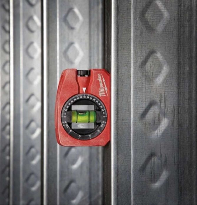 Магнитен ръчен нивелир Milwaukee  7,8 см
