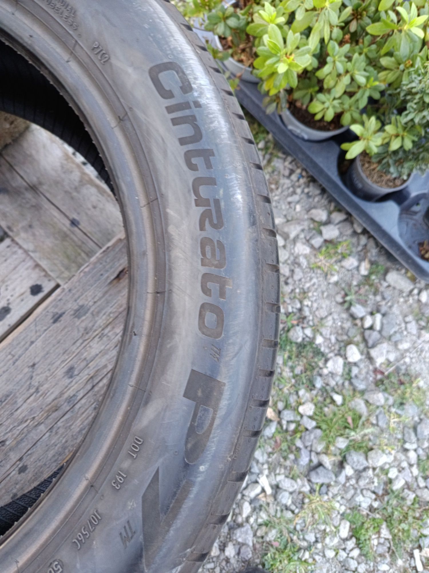 215 55 R 17 PIRELLI Дот 5020