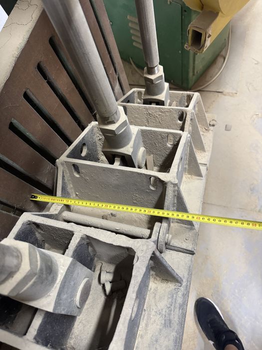 Presa lemn stratificat sau grinzi curbe lemn lamelar trepte