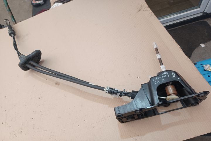 Timonerie cutie de viteza 8200743573F 9611889 2.0 DCI Renault Laguna