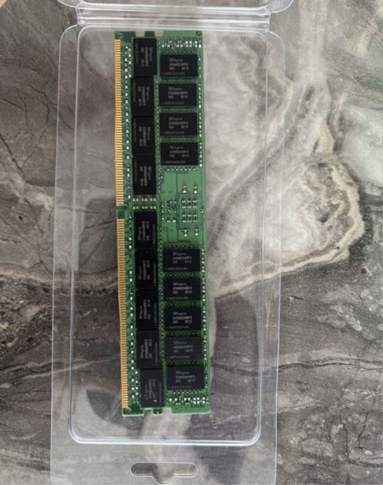 Опертивная память 32 GB DDR4