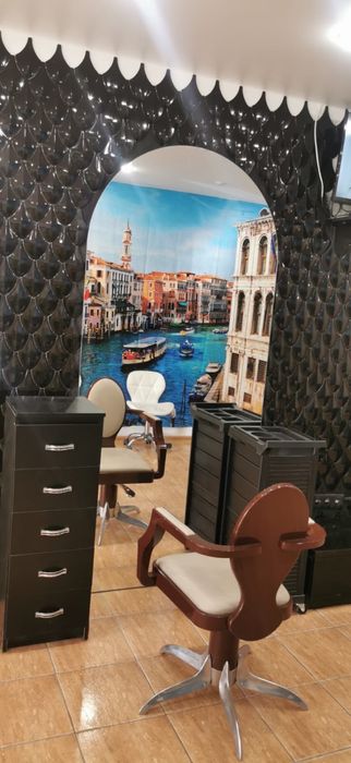 Сдаю места парикмахера