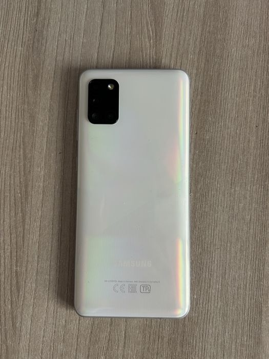 Смартфон Samsung Galaxy A31