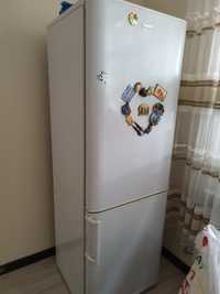 Холодильник  , вентилятор