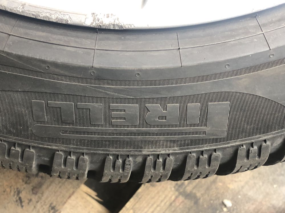 Гуми с джанти за Мерцедес 225/50/R17