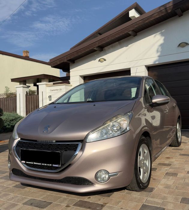 Peugeot 208 Peugeot 208 1.6 E-HDI stare exceptionala