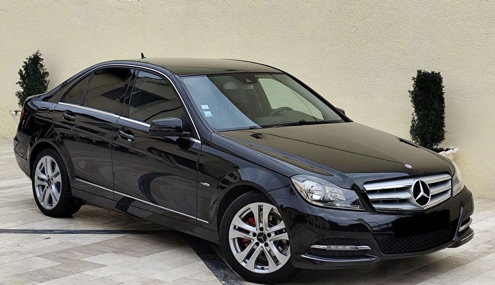 Mercedes-Benz C 200 2.2 CDi 136 Cp 2012 Euro 5 Rate sau Cash