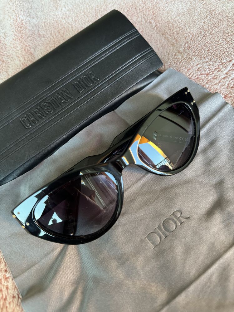 Dior Signature B71 10A1 52-18