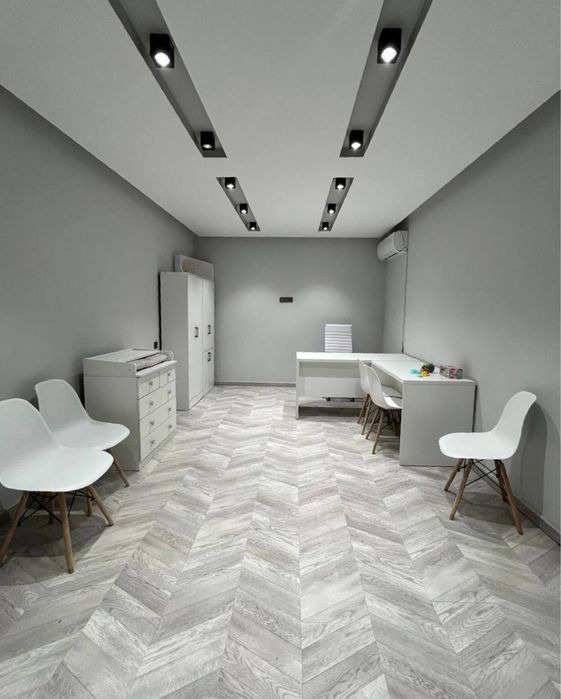 Здается офис 102 кв своя