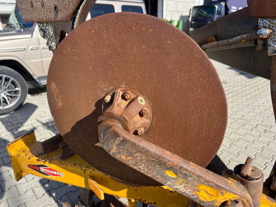 Обръщателен плуг Rumptstad – минимум 100 к.с., 3 бразди