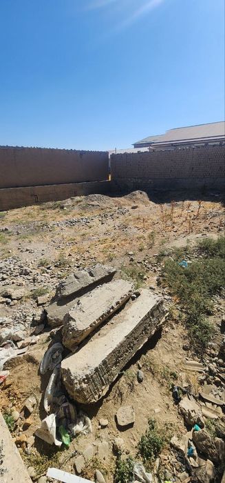 Yer uchastkasi sotiladi!