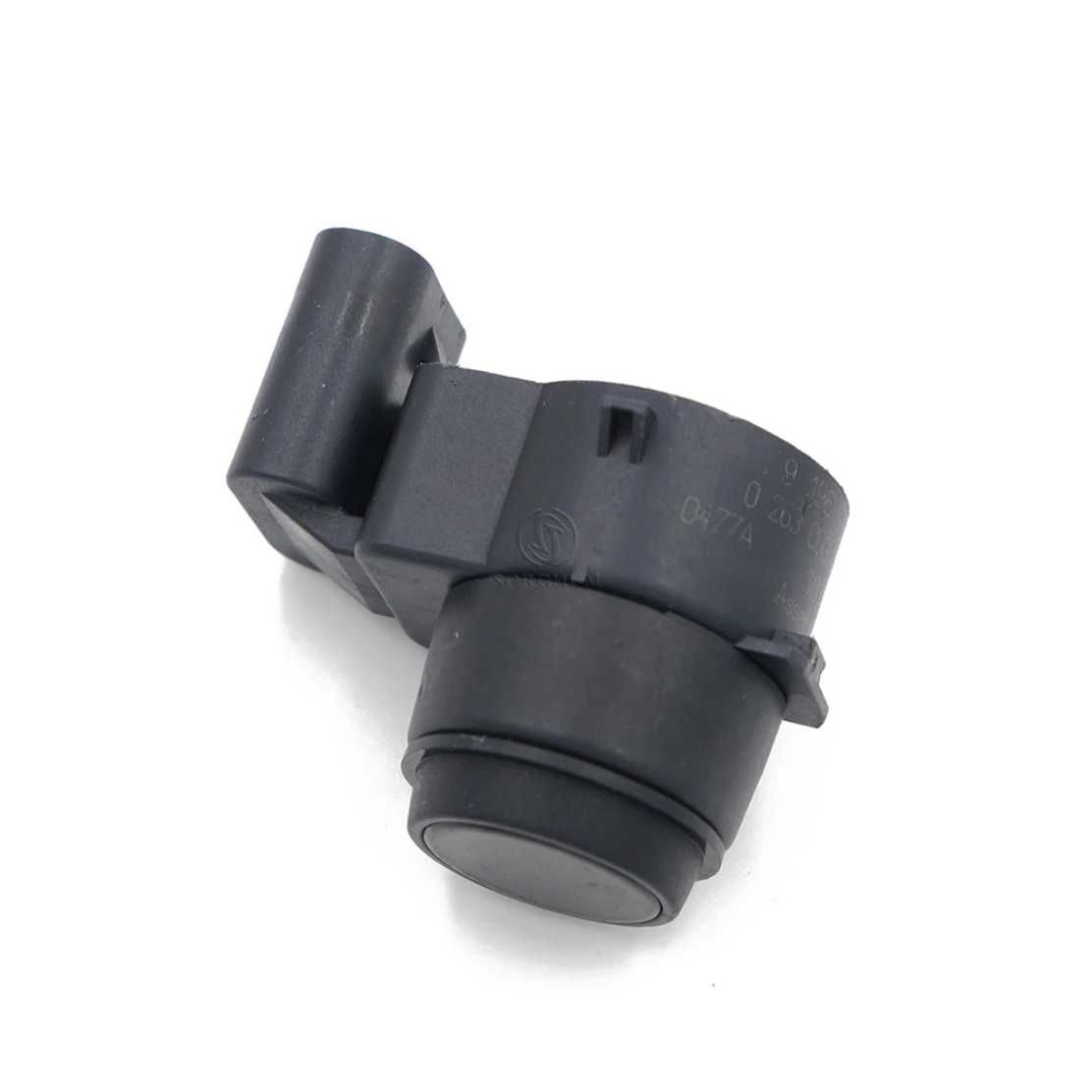 НОВИ PDC Сензор и Букса за Парктроник BMW E81 E82 E88 E90 E91 E92