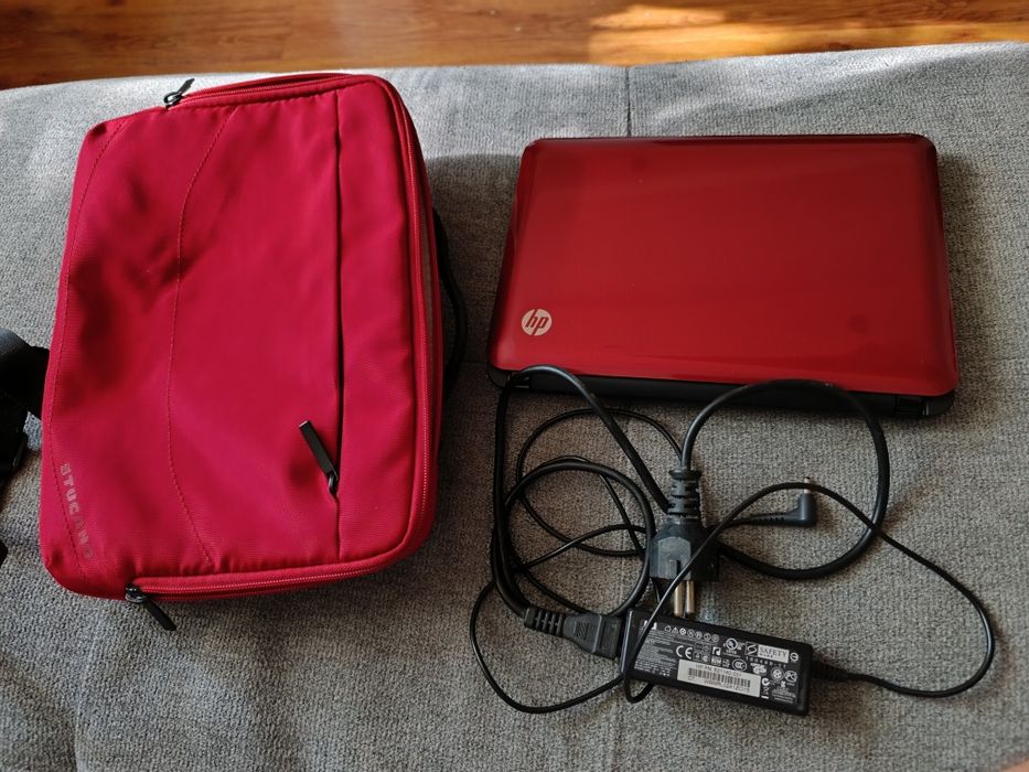 Лаптоп HP mini червен
