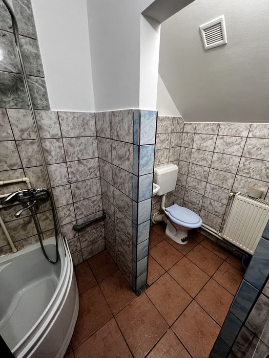 Chirie Cazare 5 camere 10 persoane Toplita Harghita