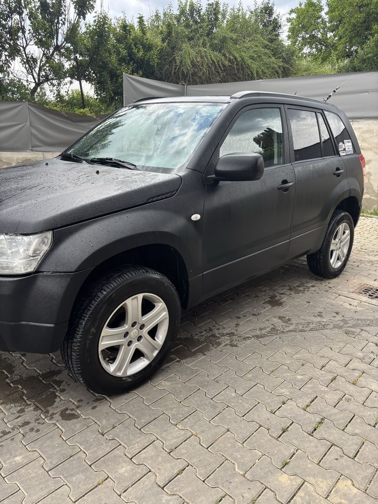 Suzuki grand vitara