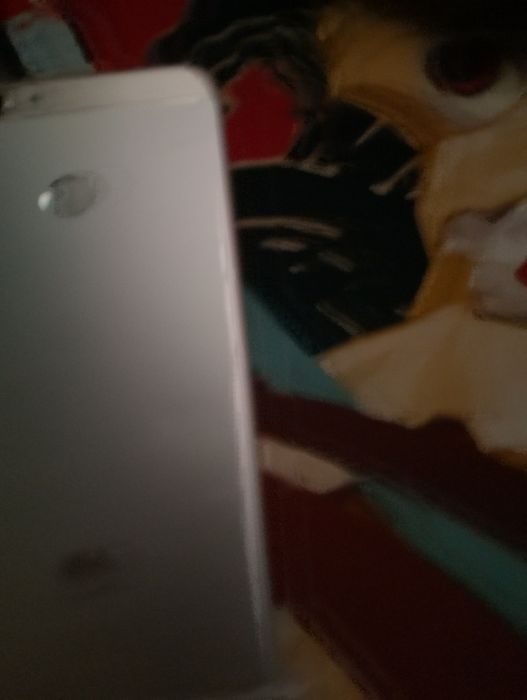 Продам телефон Huawei p smart