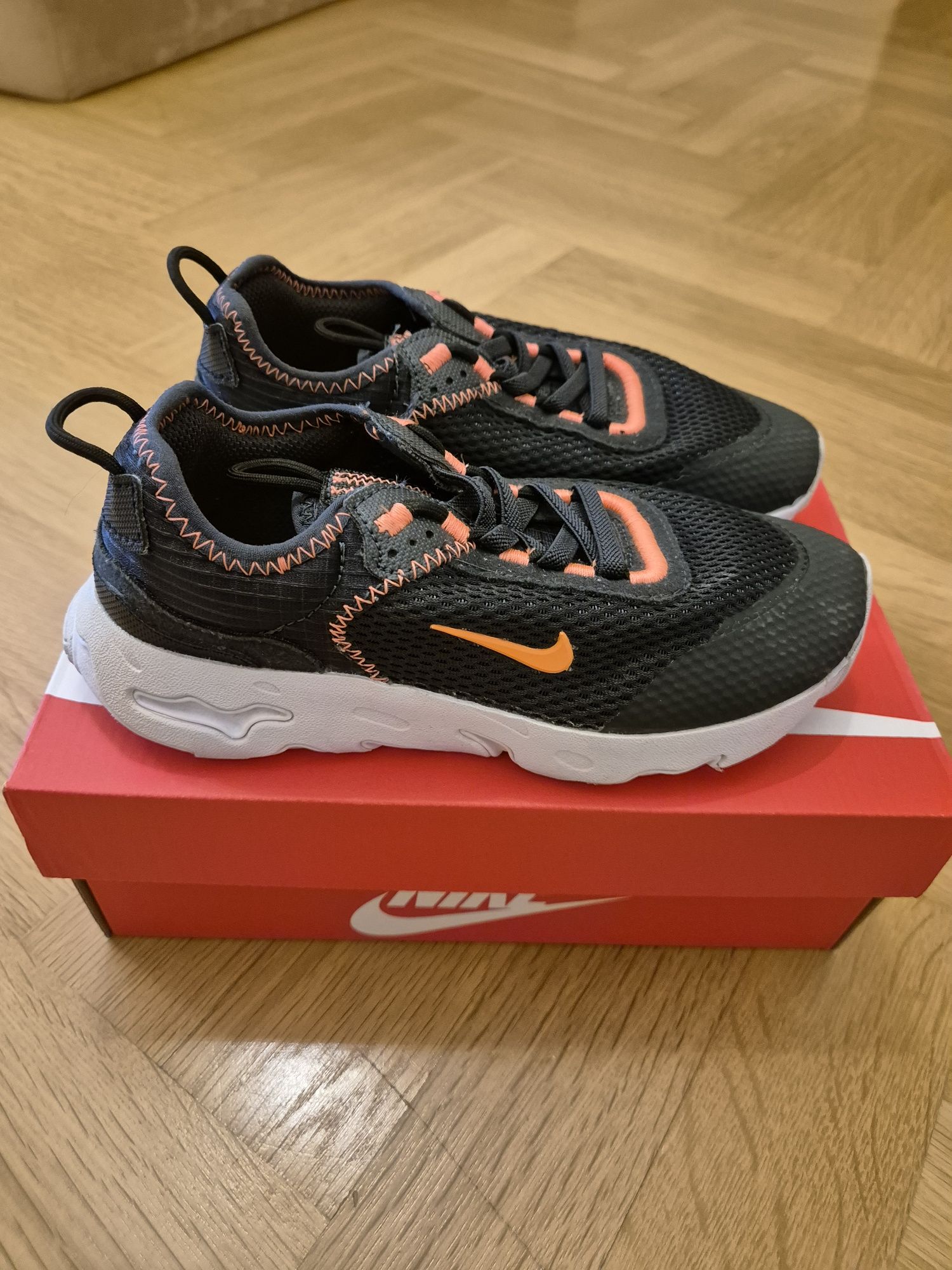 Детски обувки Nike React.