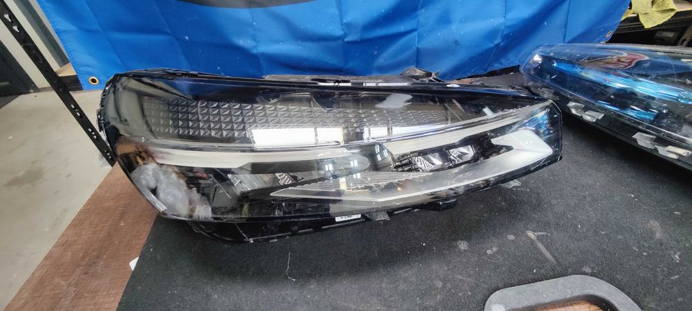 far dreapta renault clio 2024 avariat