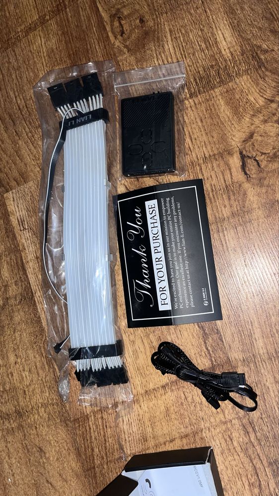Lian Li STRIMER+ Triple 8-pin GPU RTX 30 Series Extension Cable