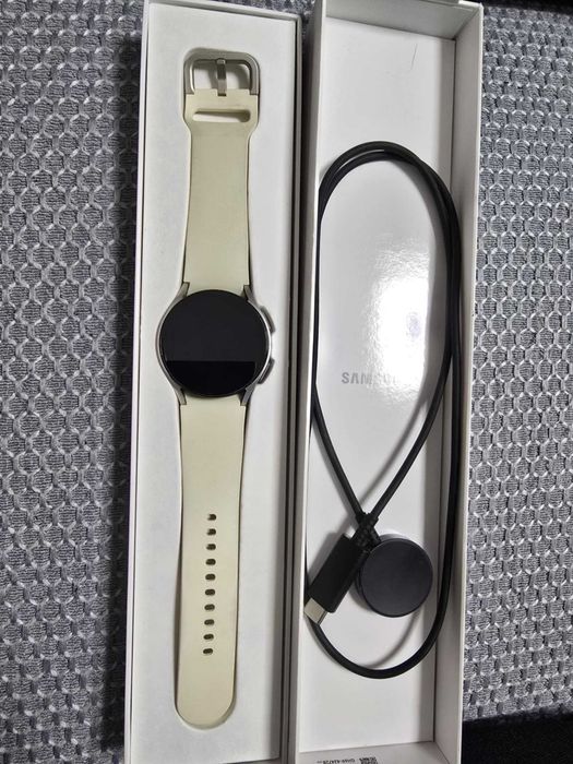 Samsung Galaxy Watch 6