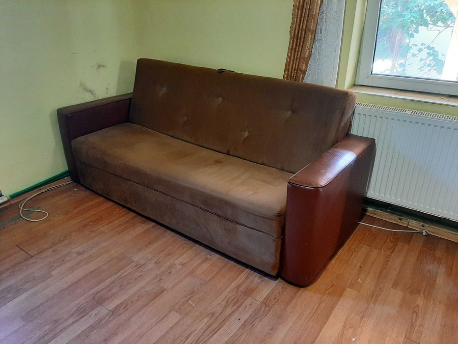 Canapea extensibilă maro