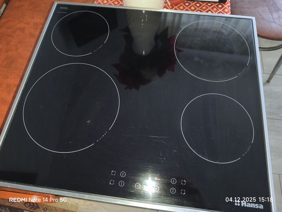 Plită incorporabilă Hansa , vitro ceramică in stare f bună!!!