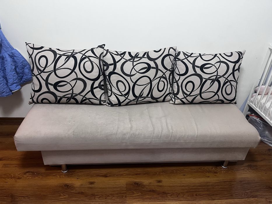 Диван , Ракла , Скрин с 4 чекмеджета