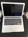 Vand macbook air 13 2012 i5 1,8ghz ram 4gb ssd 128gb 84 cicluri