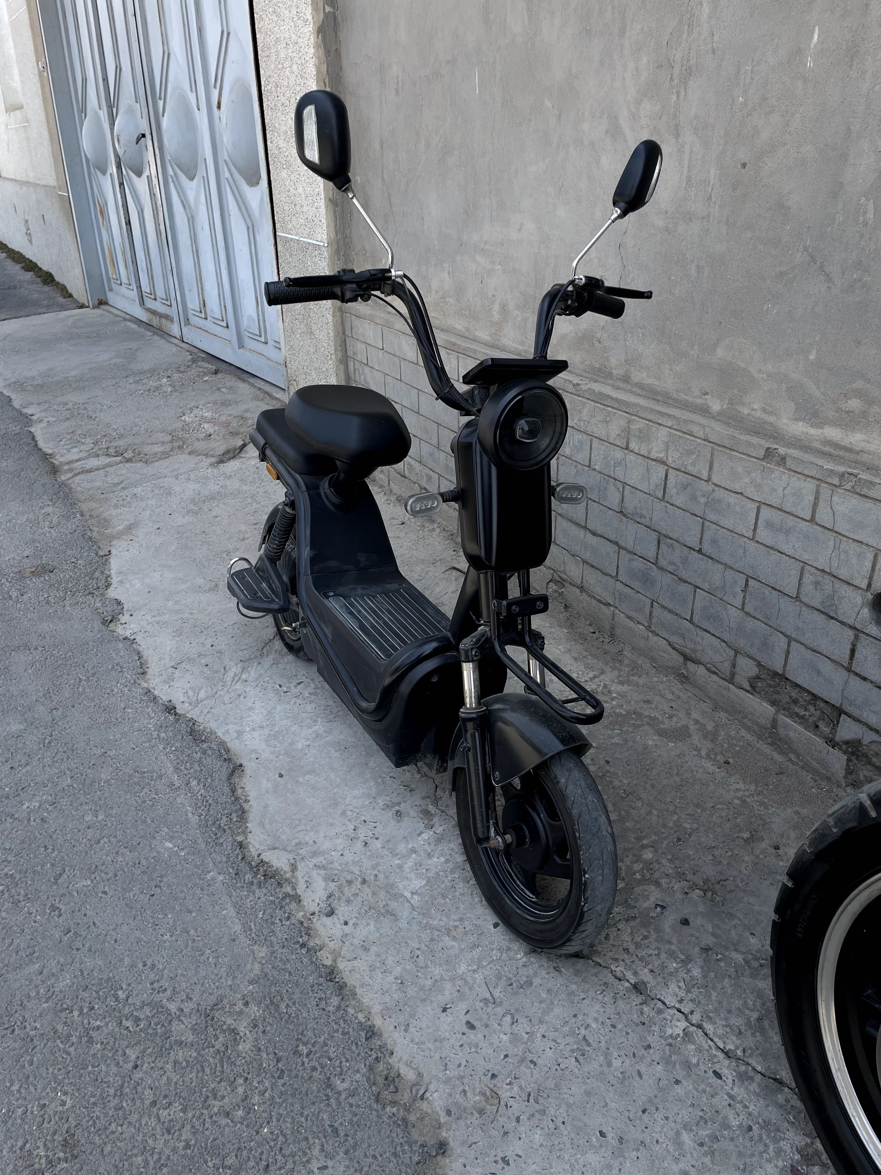 skuter moto barter iphone
