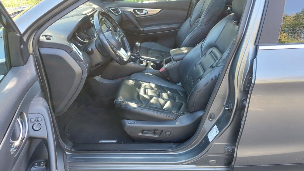 Nissan Qashqai 1.5 dci Tekna +