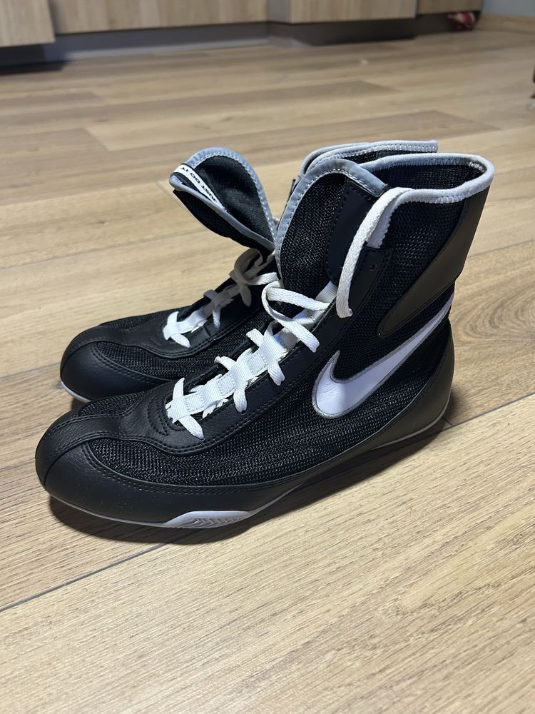Incaltaminte nike box machomai v2