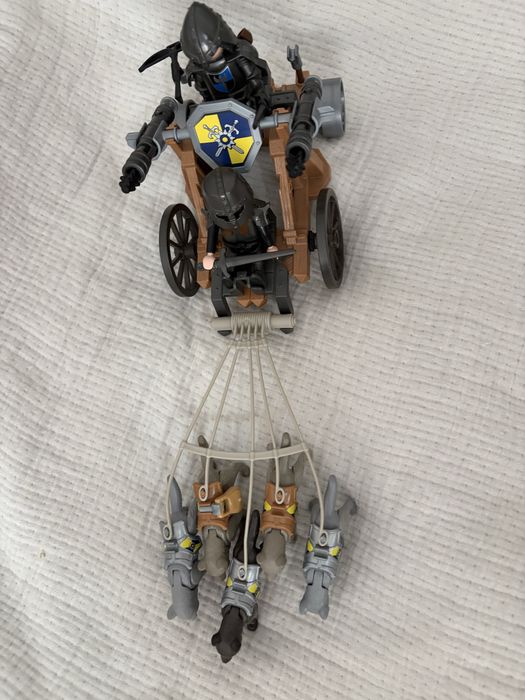 Playmobil novelmore trasura cu lupi si cavaleri