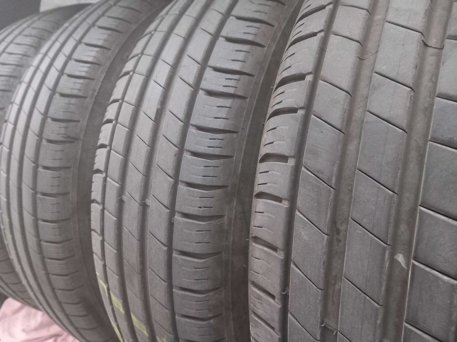 215/70 R16 BFGoodrich