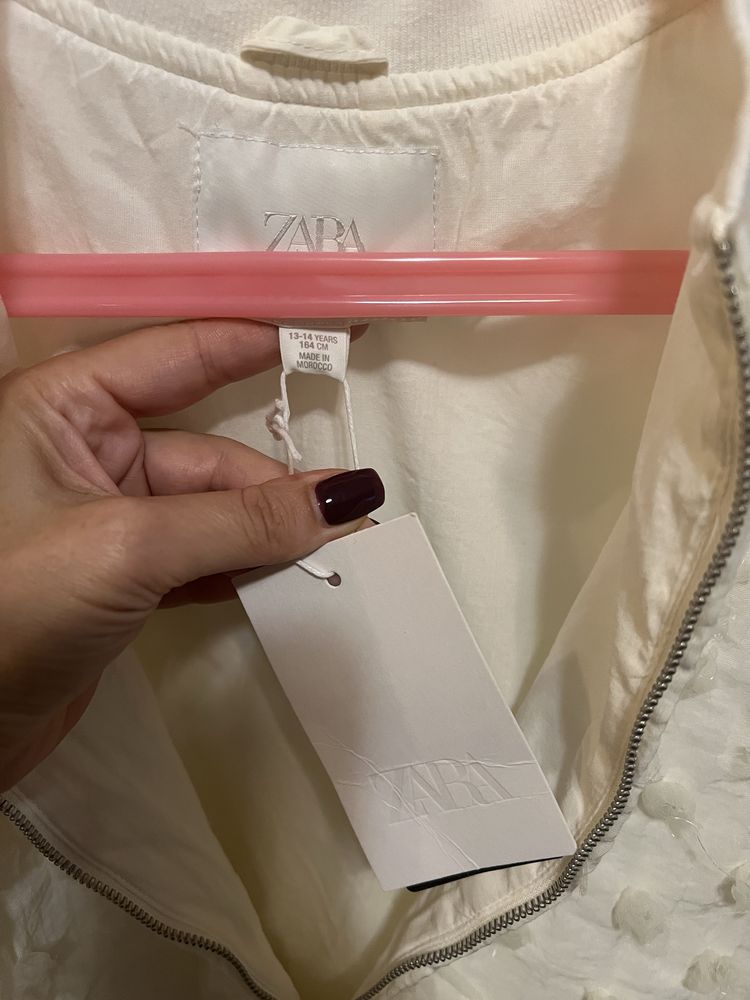 Яке с тюл и флорални мотиви Zara ново