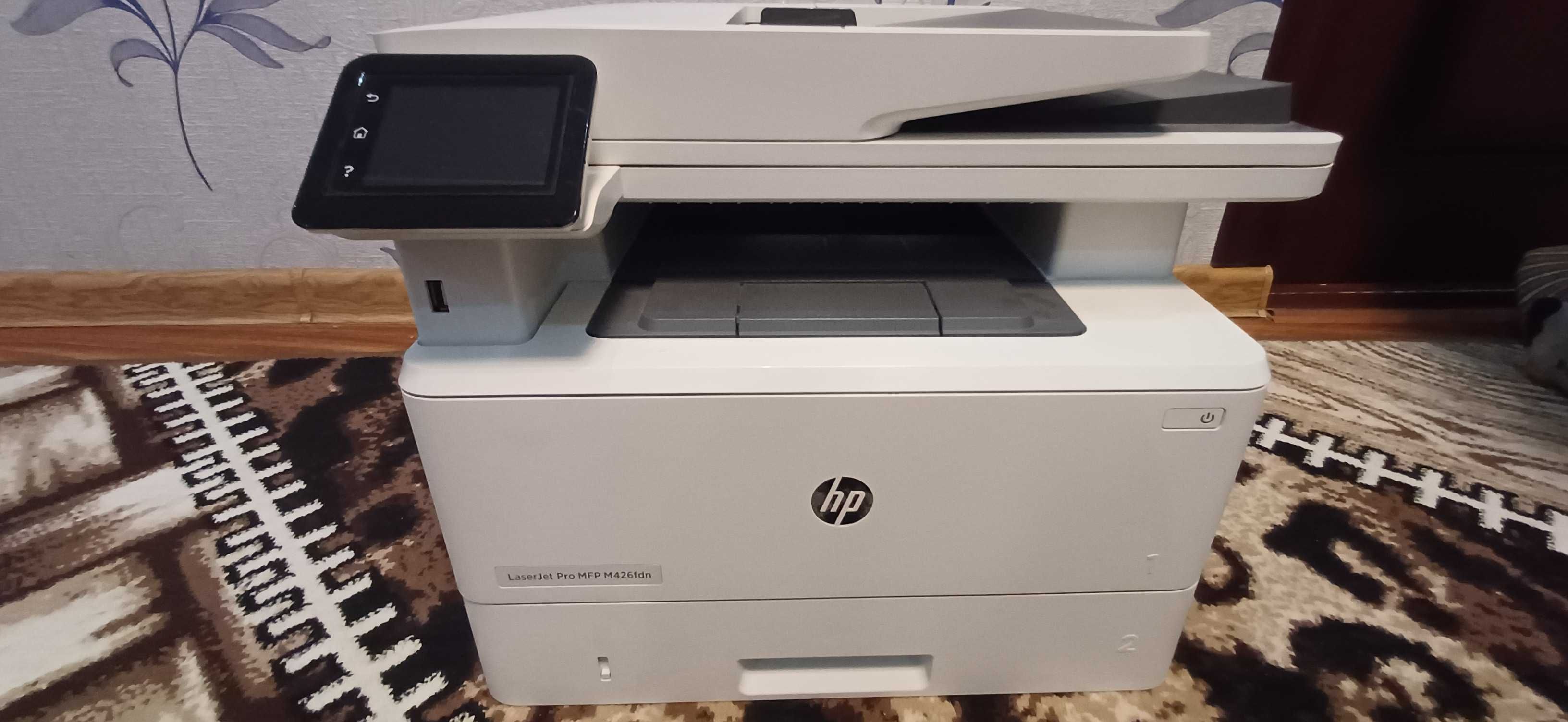 МФУ HP LaserJet Pro M426fdn