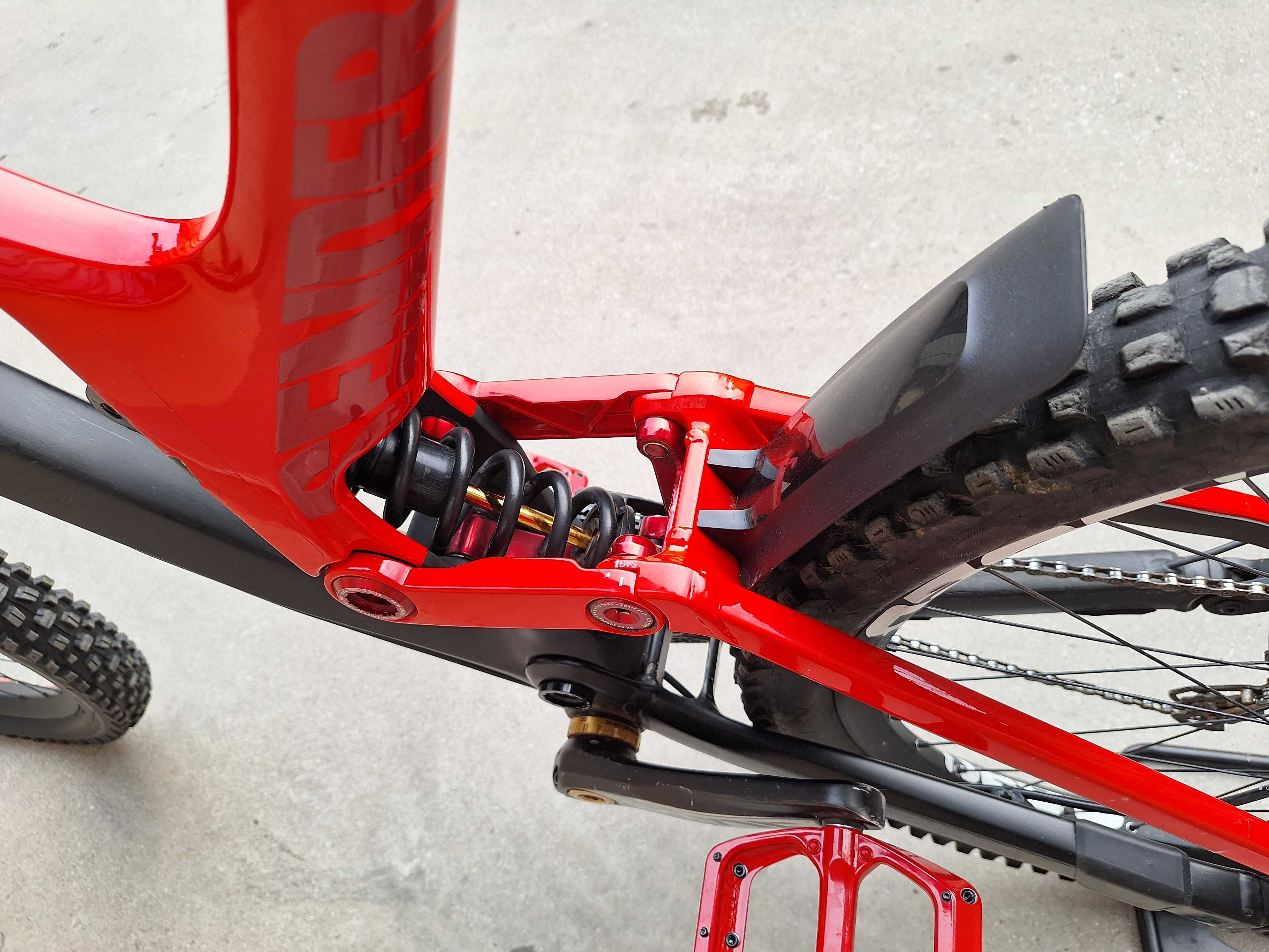 Canyon Sender CF Mullet XL